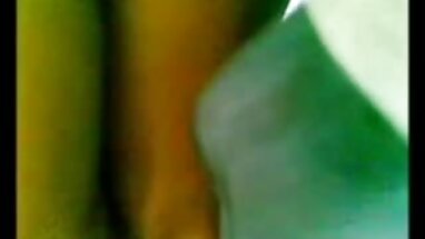 Kızlar yerli türk porno siteleri amatör bukkake eğleniyor