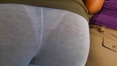 Yatakta yerli konuşmalı porno çift
